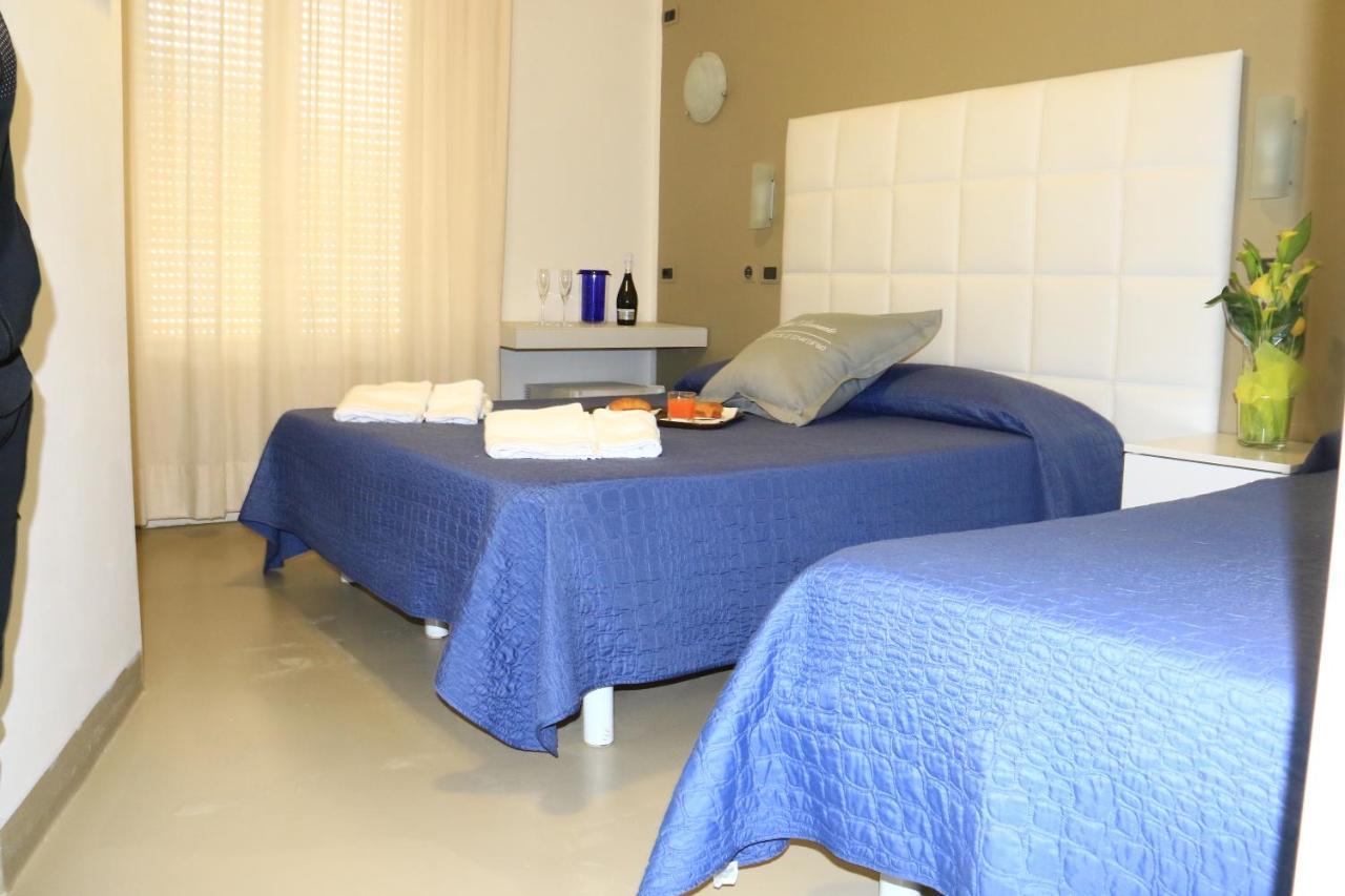 Hotel Diamante Католика Екстериор снимка