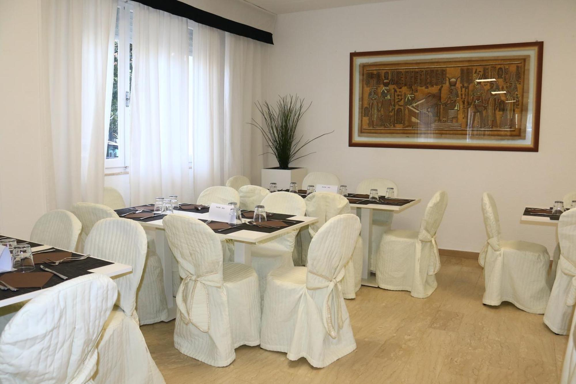 Hotel Diamante Католика Екстериор снимка