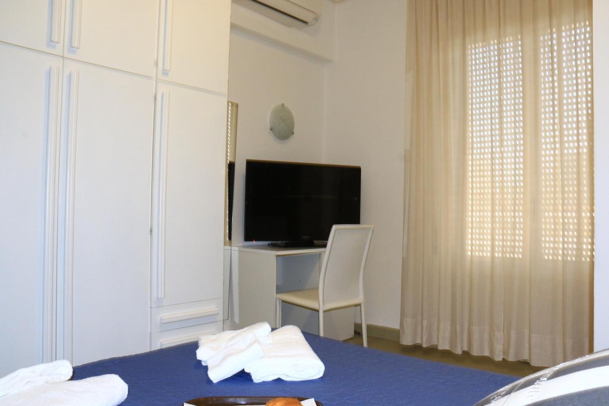 Hotel Diamante Католика Екстериор снимка