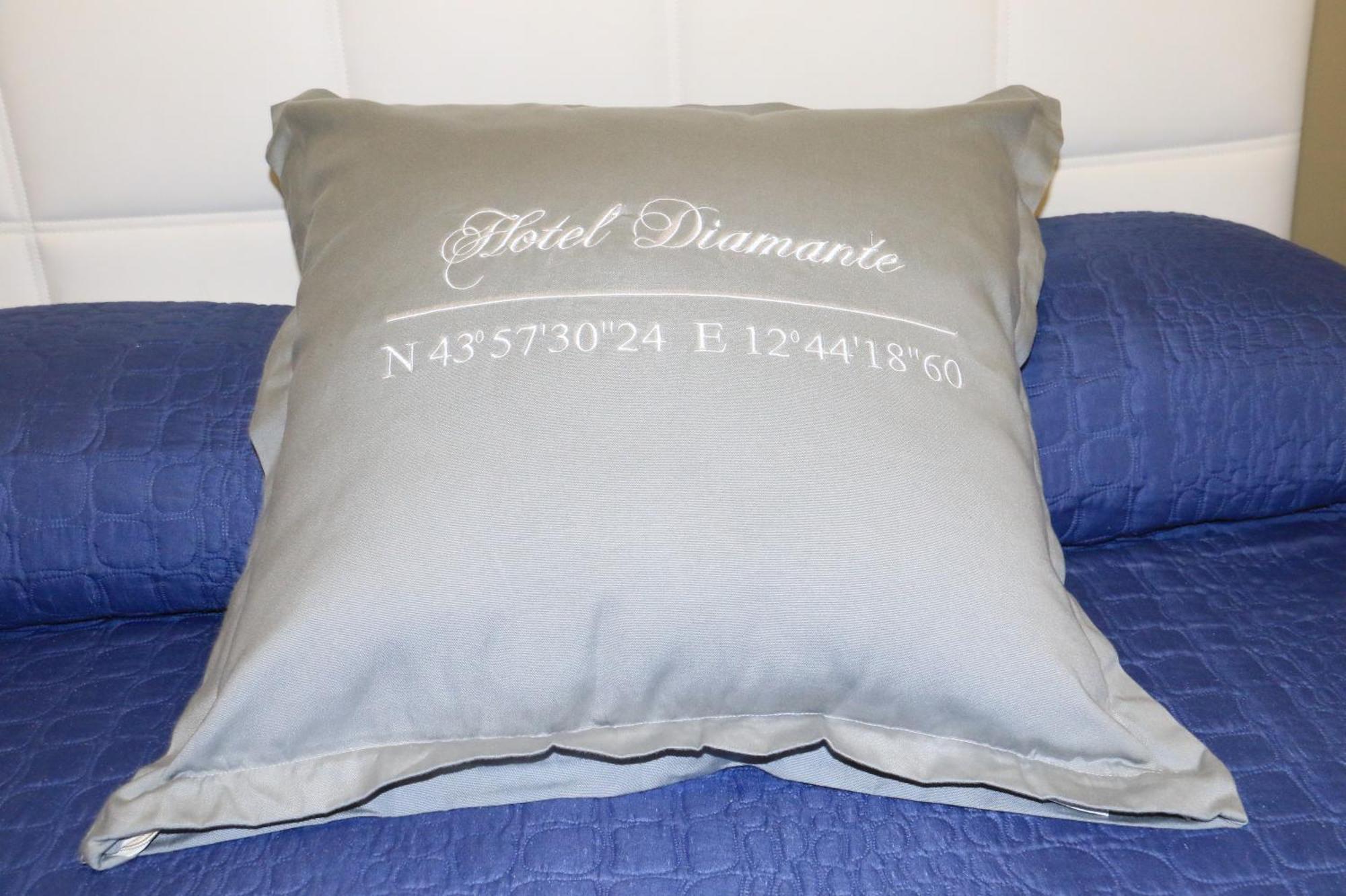 Hotel Diamante Католика Екстериор снимка