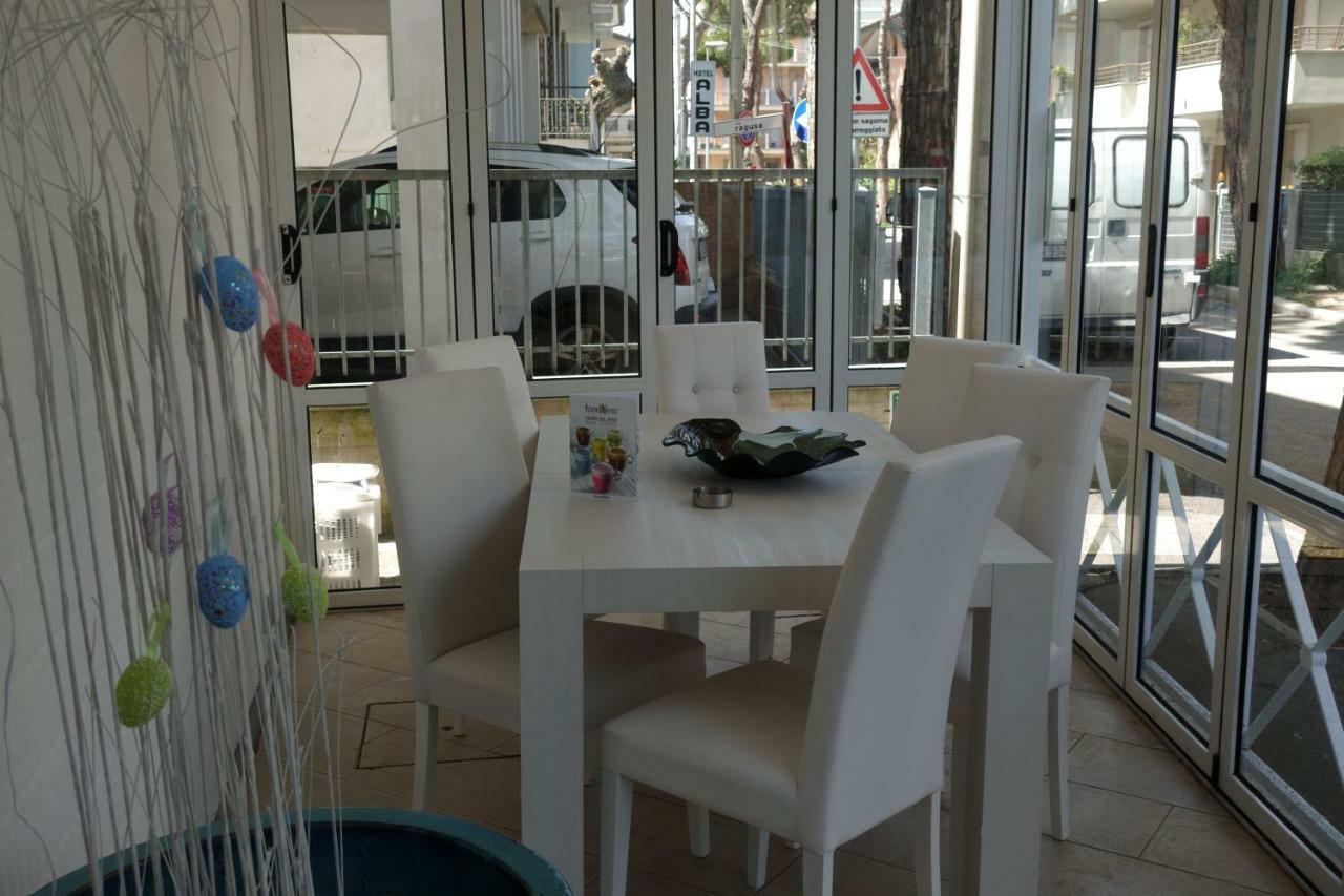 Hotel Diamante Католика Екстериор снимка